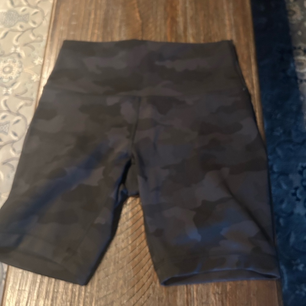 Lululemon Black shorts size 8